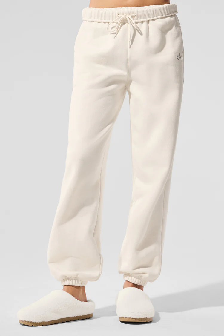 Beige pants 001