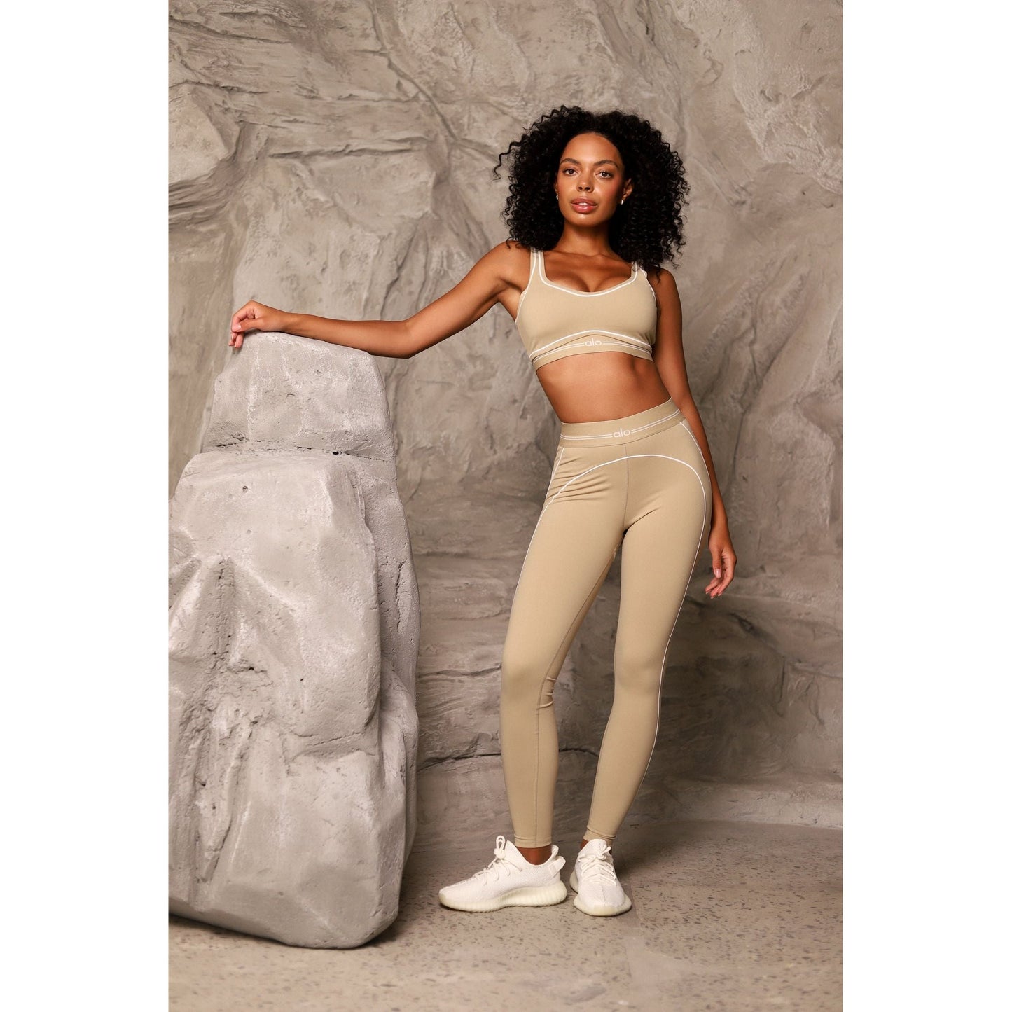 Beige set 001