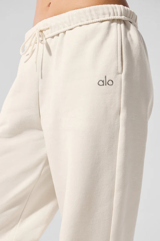 Beige pants 001