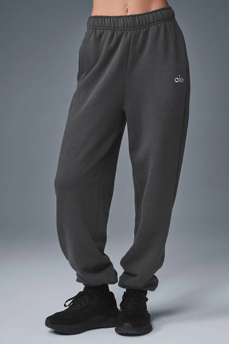 Dark gray pants 001